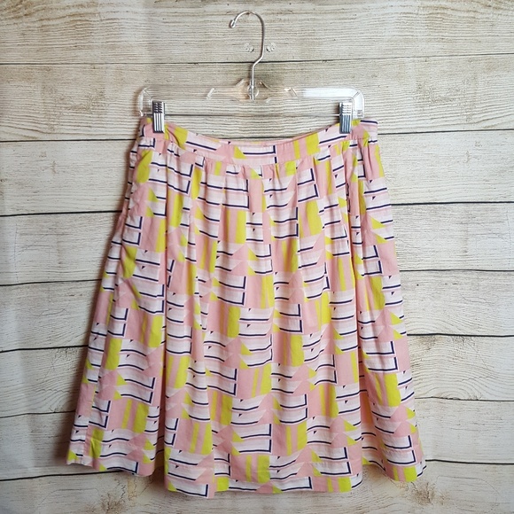 J. Crew Dresses & Skirts - J crew pleated skirt side zipper size 8